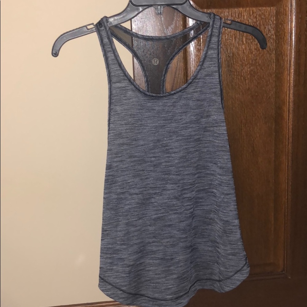 Lululemon tank